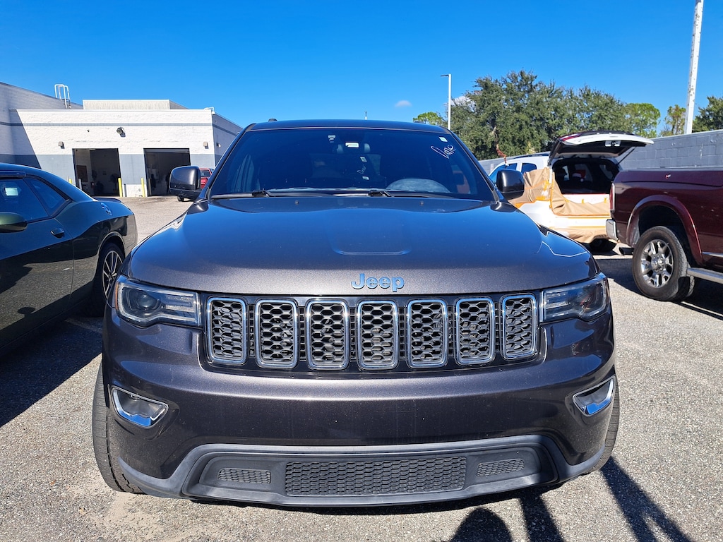 Used 2021 Jeep Grand Cherokee Laredo SUV