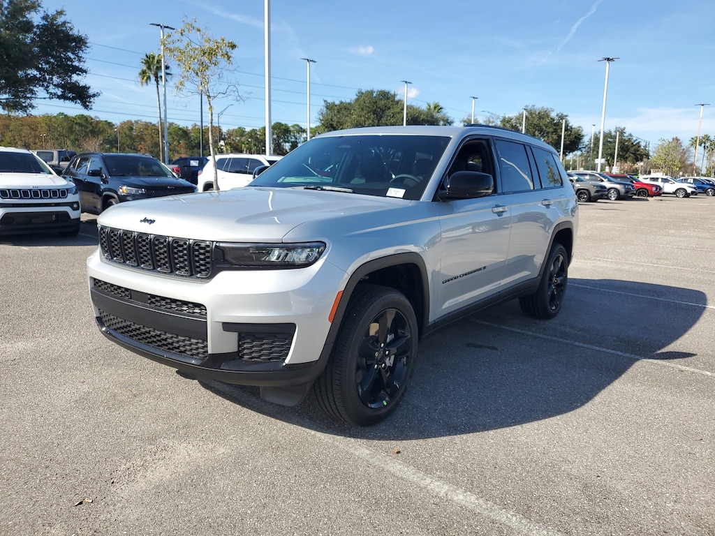 New 2025 Jeep Grand Cherokee L Altitude X Altitude X 4x2