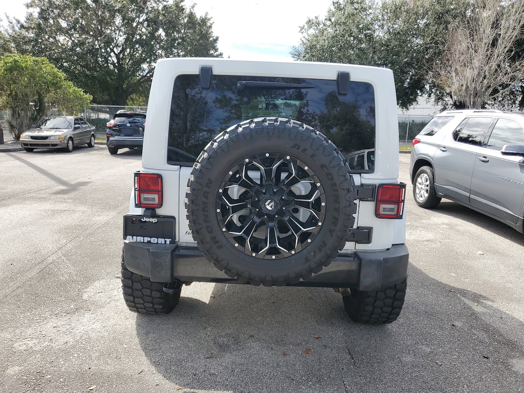 Used 2015 Jeep Wrangler Unlimited Sahara 4x4 SUV