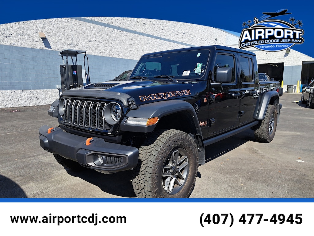 Used 2025 Jeep Gladiator Mojave Truck Crew Cab