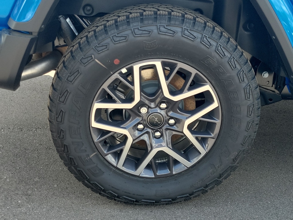 New 2026 Jeep Wrangler Sahara Sahara 4x4