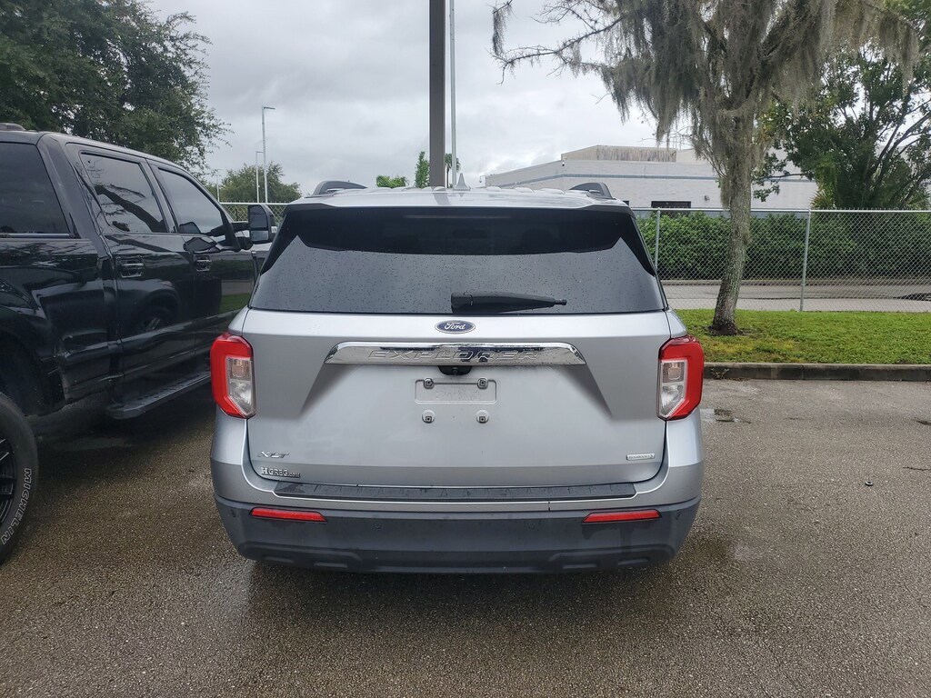 2020 Ford Explorer XLT photo 3