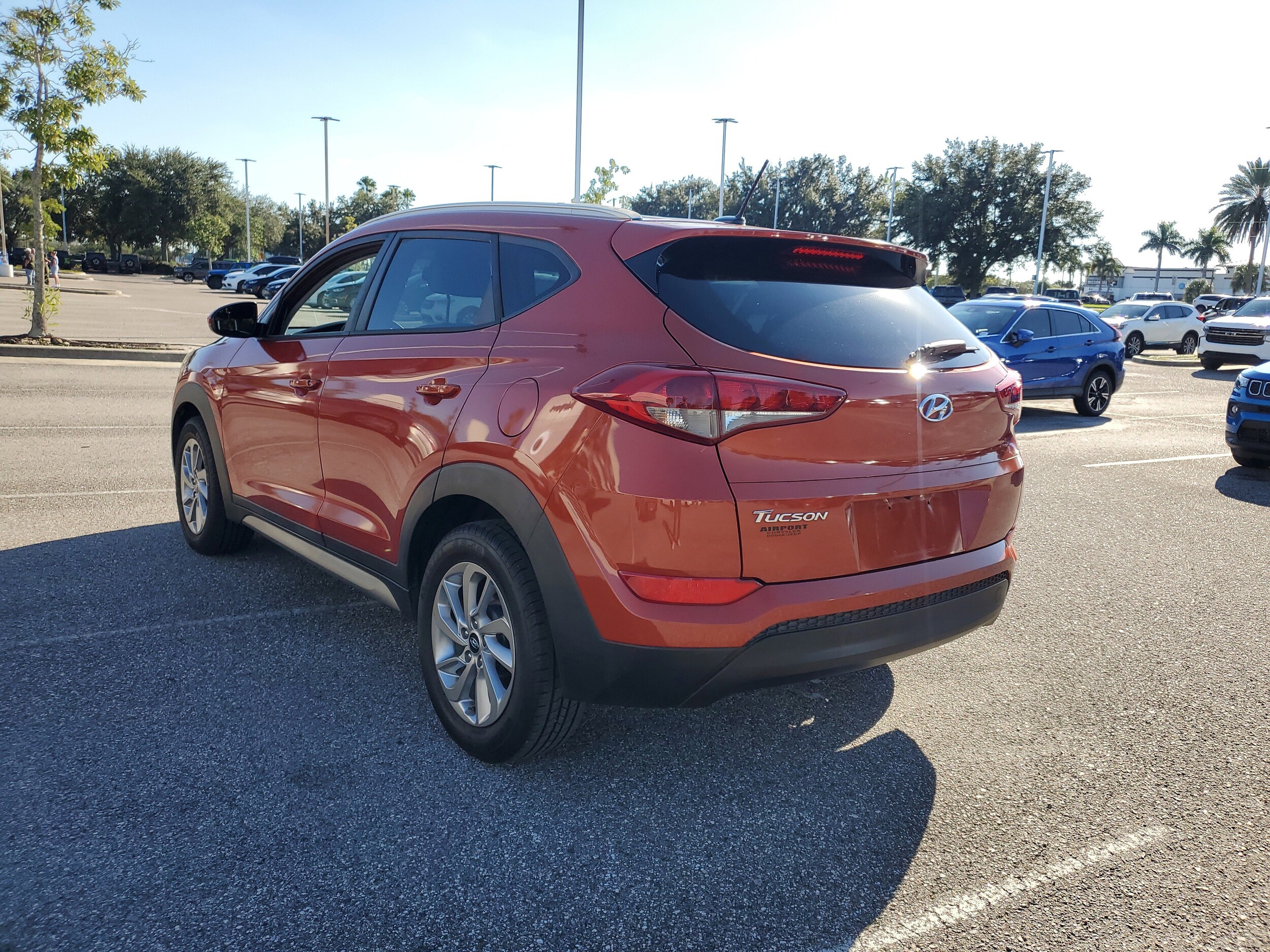 2017 Hyundai Tucson SE photo 2