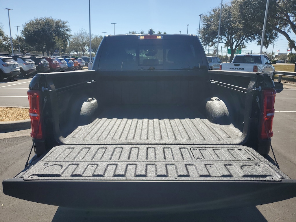 New 2026 Ram 1500 Limited Limited 4x4 Crew Cab 57 Box