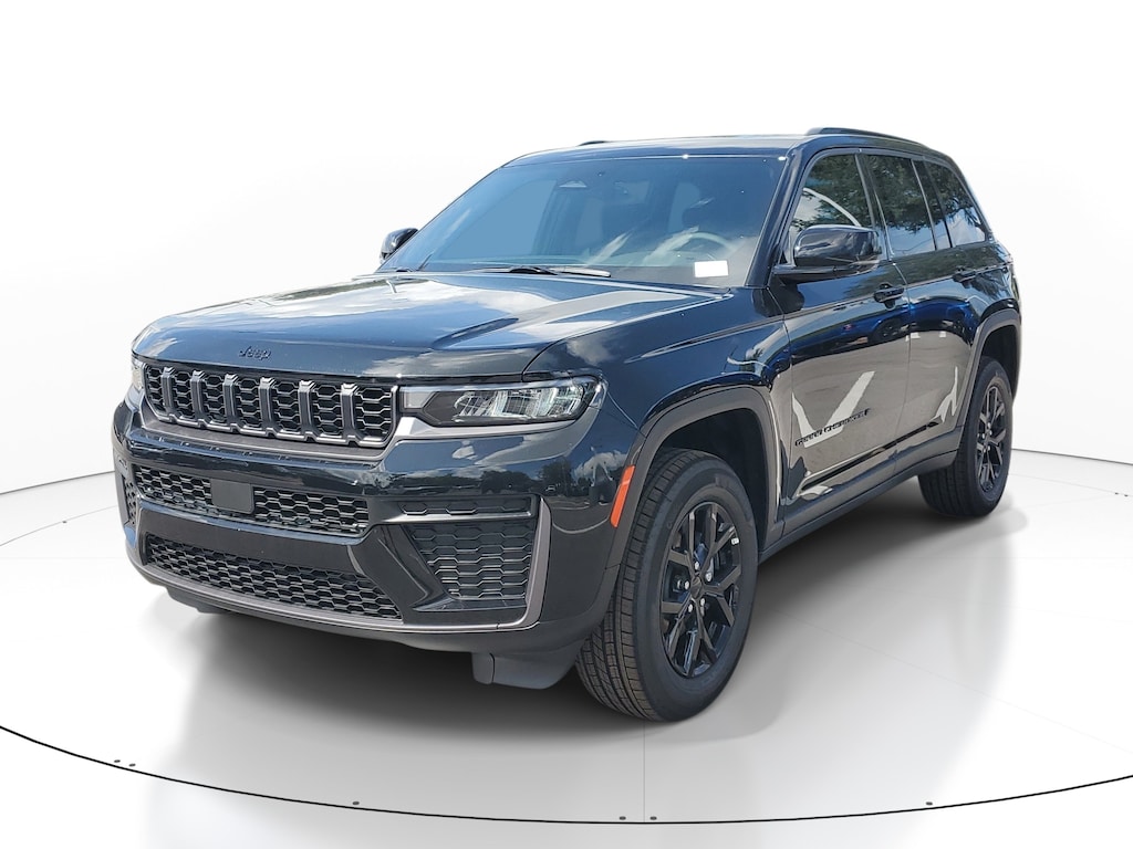New 2026 Jeep Grand Cherokee Laredo Altitude Laredo Altitude 4x2
