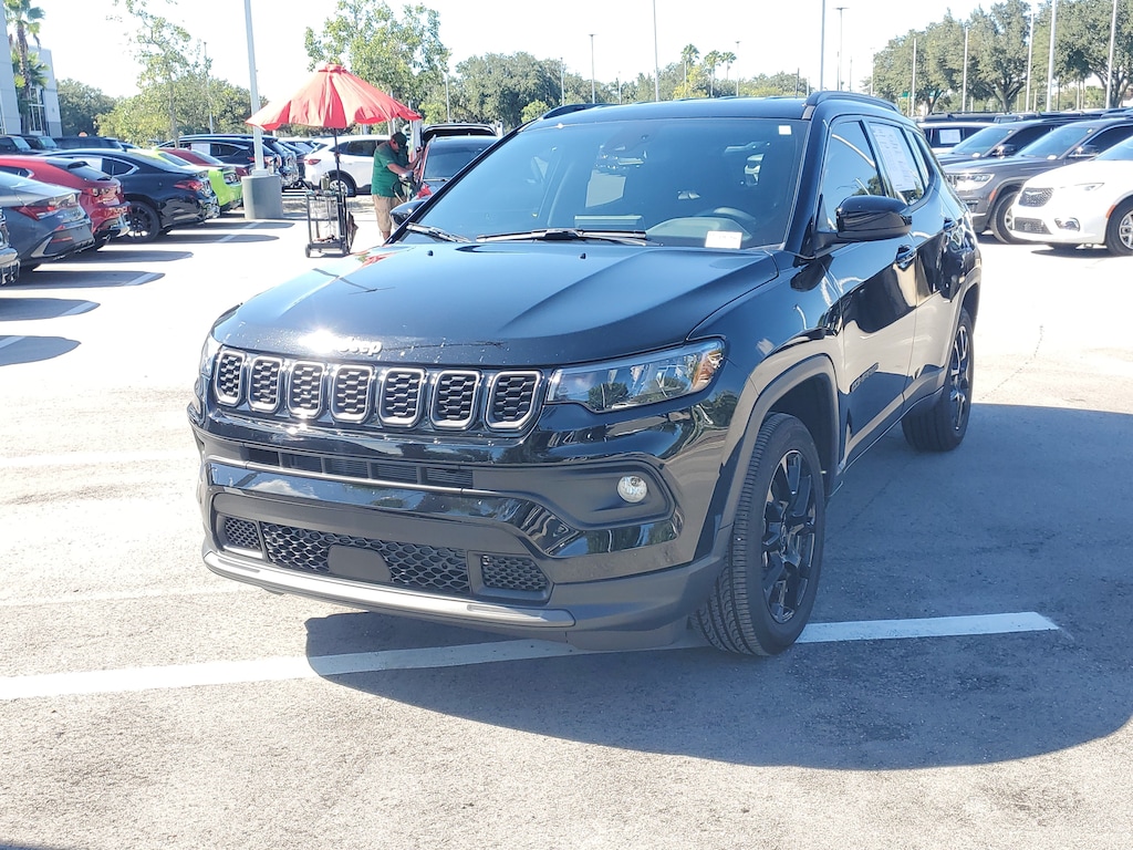 Used 2026 Jeep Compass Latitude SUV
