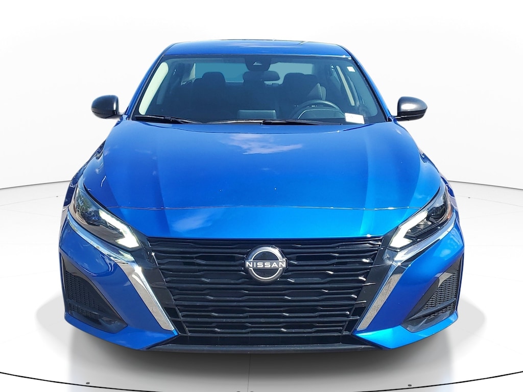 Used 2025 Nissan Altima SV Sedan
