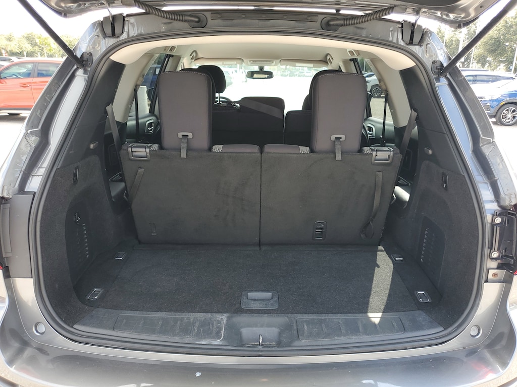 Used 2020 Nissan Pathfinder SV SUV