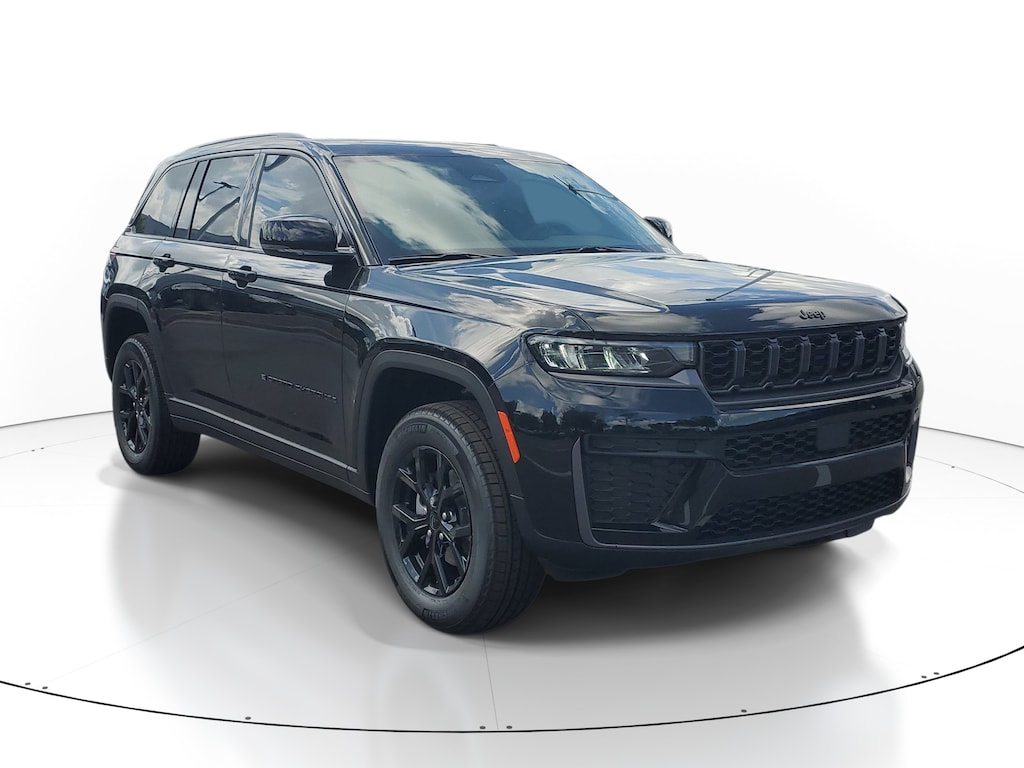 New 2026 Jeep Grand Cherokee Laredo Altitude Laredo Altitude 4x2