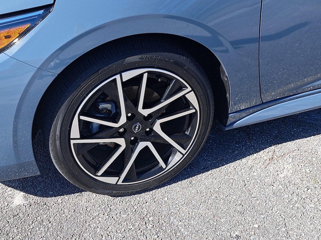 Used 2025 Nissan Sentra SR Sedan