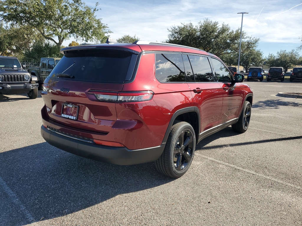 New 2025 Jeep Grand Cherokee L Altitude X Altitude X 4x2