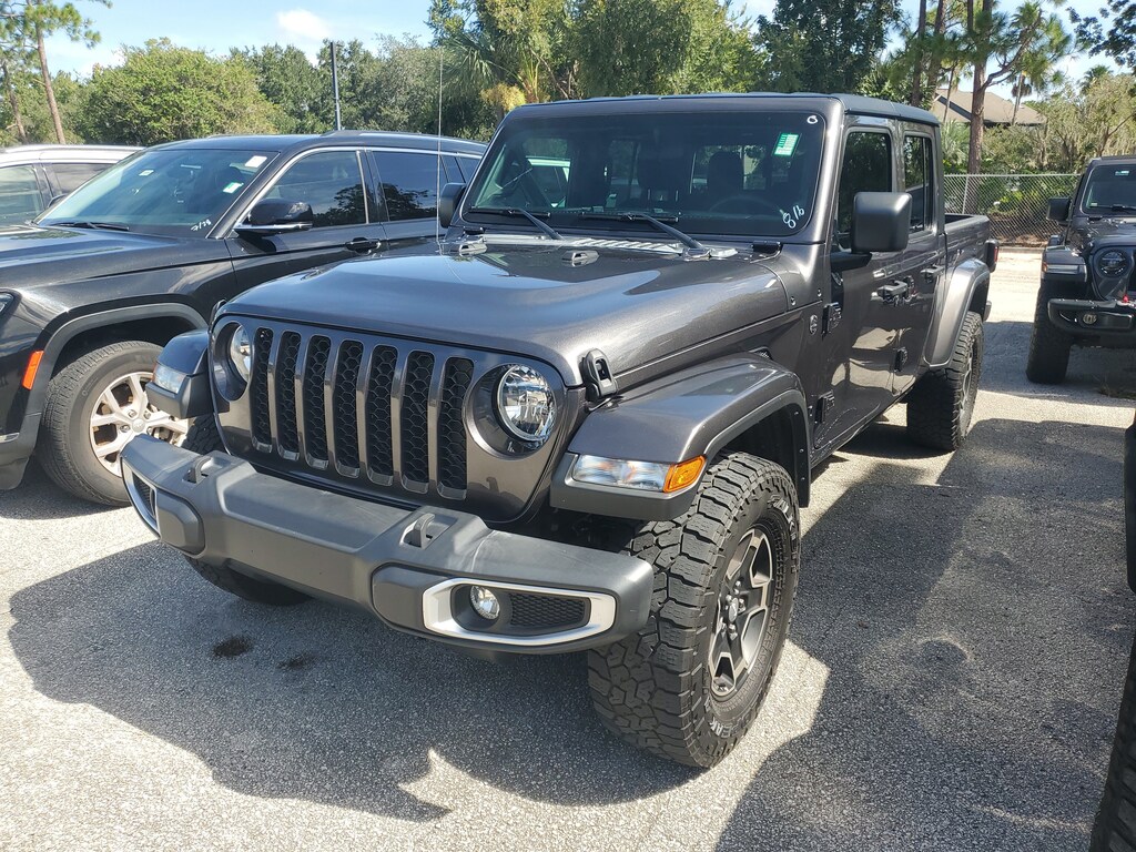 Used 2023 Jeep Gladiator Sport Truck Crew Cab