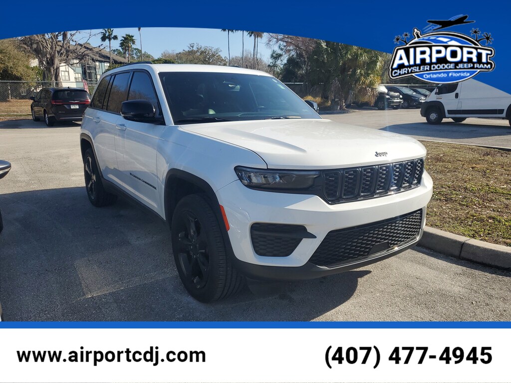 Used 2023 Jeep Grand Cherokee Laredo SUV
