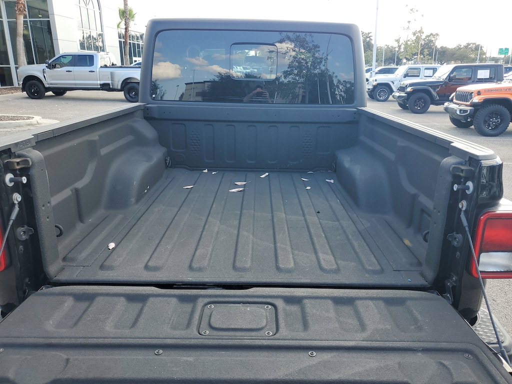 Used 2021 Jeep Gladiator Sport Truck Crew Cab