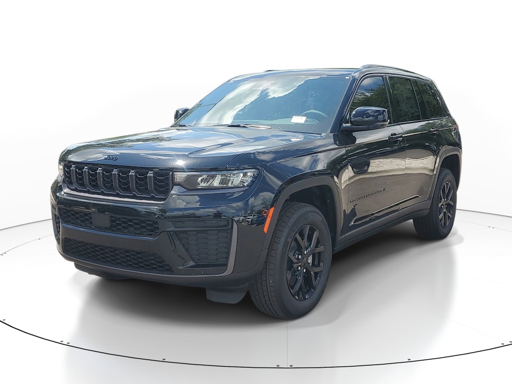New 2026 Jeep Grand Cherokee Laredo Altitude Laredo Altitude 4x2