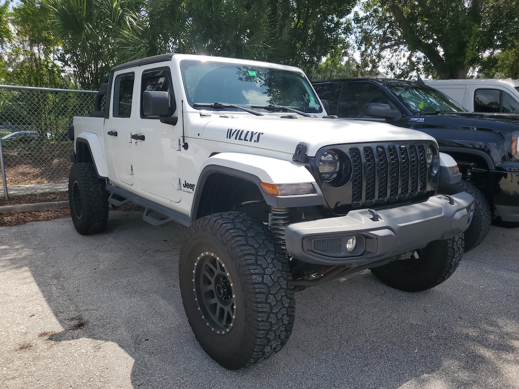Used 2021 Jeep Gladiator Sport Truck Crew Cab