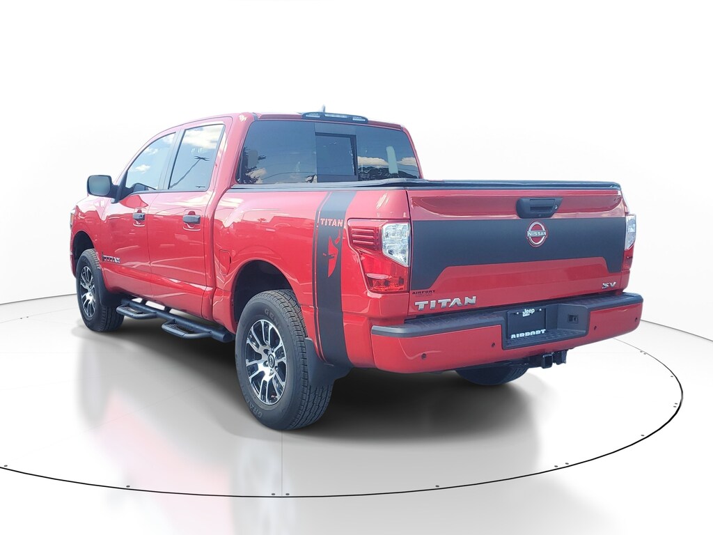 Used 2024 Nissan Titan SV Truck Crew Cab