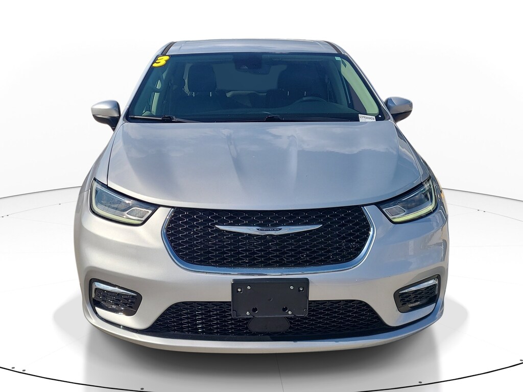 Used 2023 Chrysler Pacifica Touring L Van Passenger Van