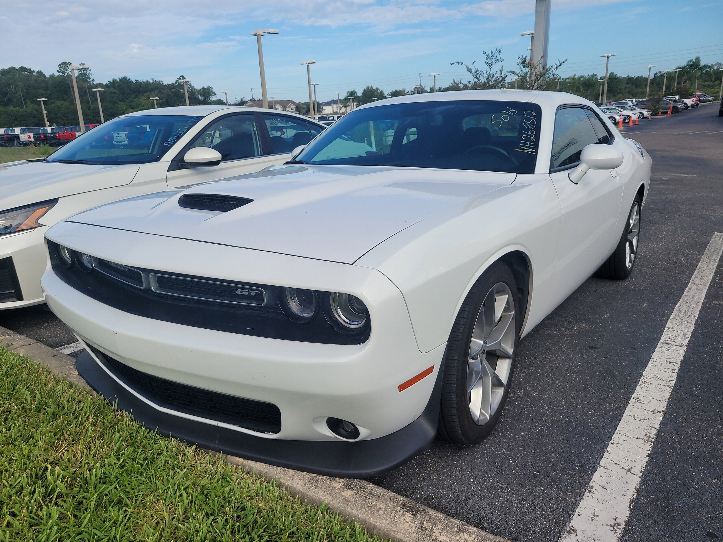 2022 Dodge Challenger GT photo 3