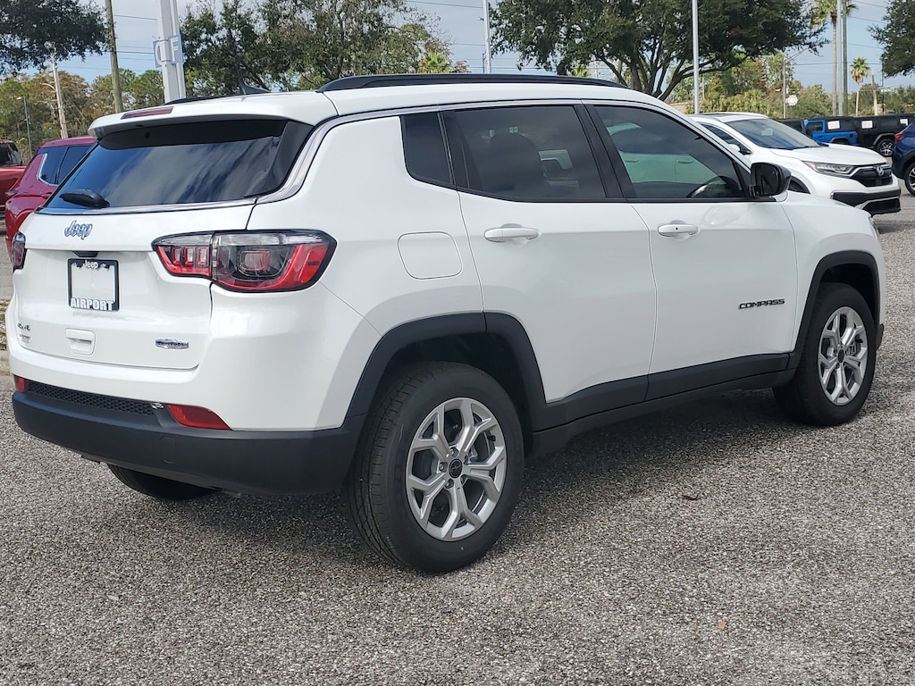 New 2026 Jeep Compass Latitude Latitude 4x4