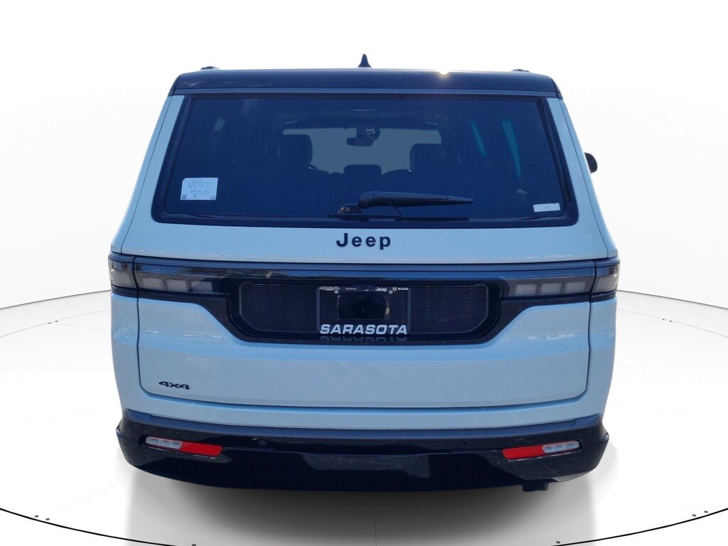 New 2026 Jeep Grand Wagoneer L Summit Reserve Summit Reserve 4x4