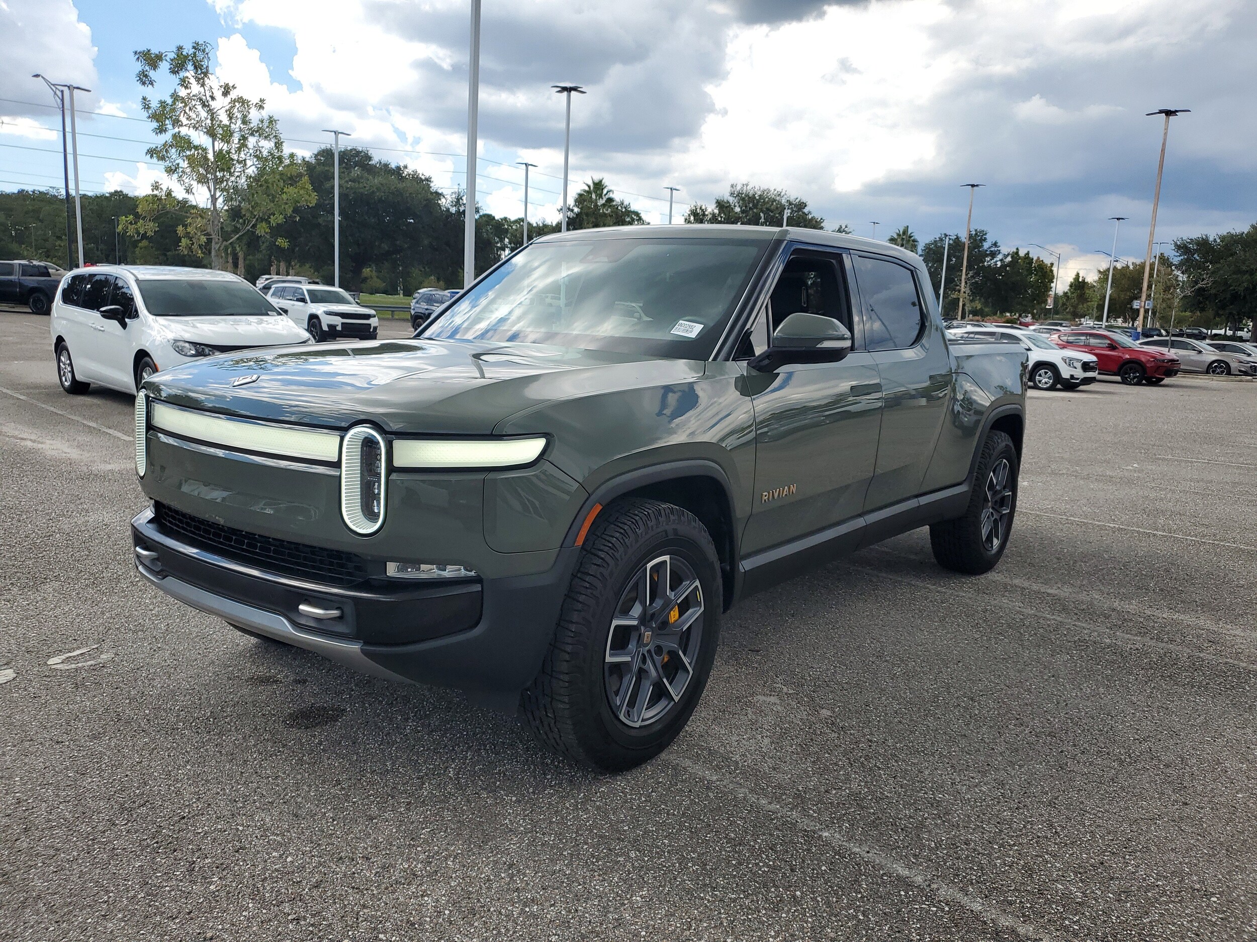 2022 Rivian R1T Launch Edition photo 2