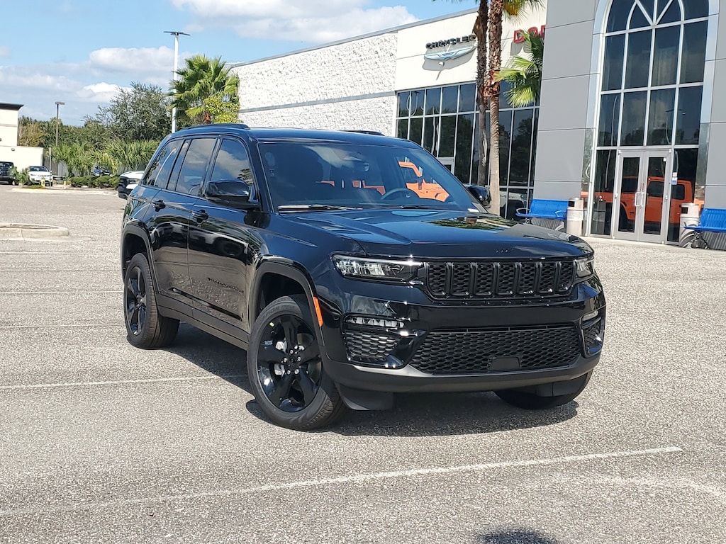 New 2025 Jeep Grand Cherokee Limited Limited 4x2