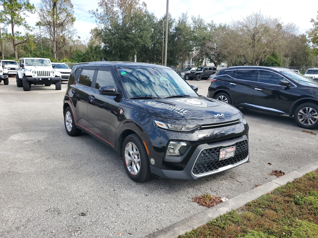 Used 2022 Kia Soul LX Hatchback