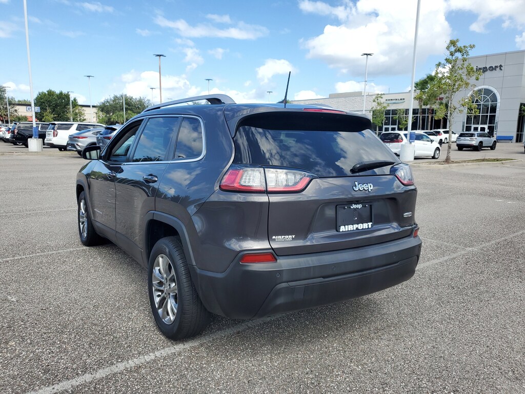 2021 Jeep Cherokee Latitude photo 3