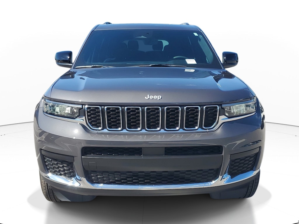 Used 2025 Jeep Grand Cherokee L Laredo SUV