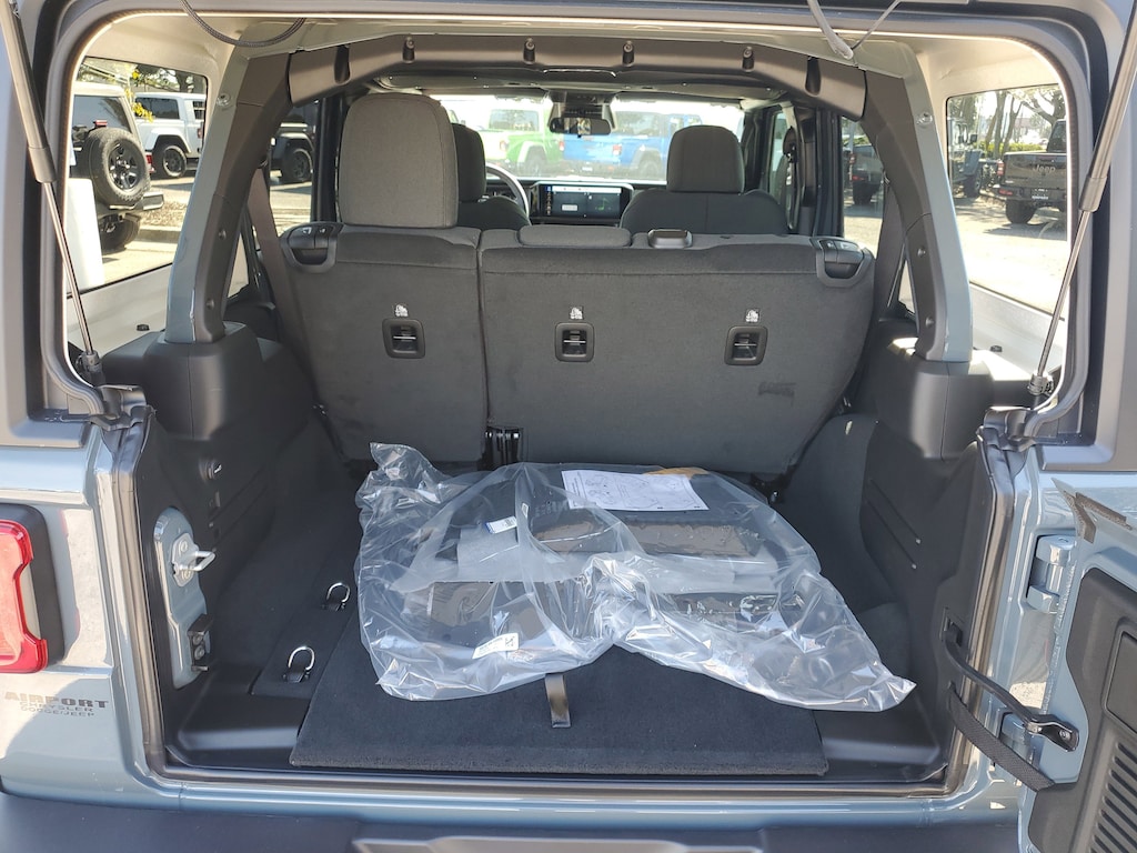 New 2026 Jeep Wrangler Sport S Sport S 4x4