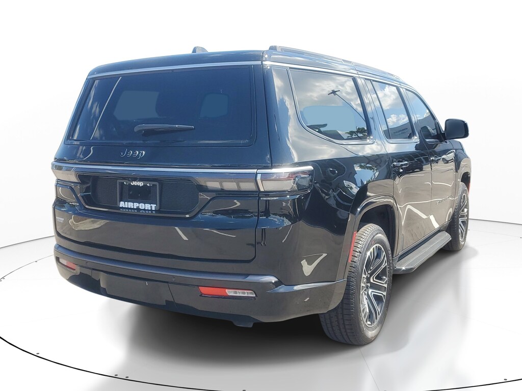 New 2026 Jeep Grand Wagoneer 4x2