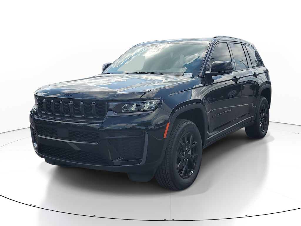 New 2026 Jeep Grand Cherokee Laredo Altitude Laredo Altitude 4x2