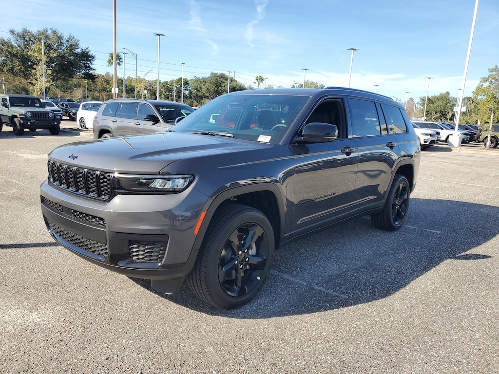 New 2025 Jeep Grand Cherokee L Altitude X Altitude X 4x2