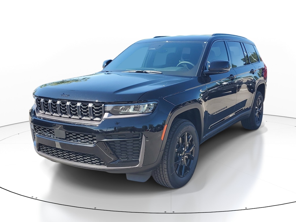 New 2026 Jeep Grand Cherokee L Laredo Altitude Laredo Altitude 4x2