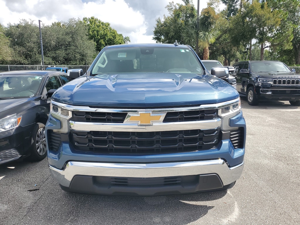 Used 2024 Chevrolet Silverado 1500 LT w/1LT Truck Crew Cab
