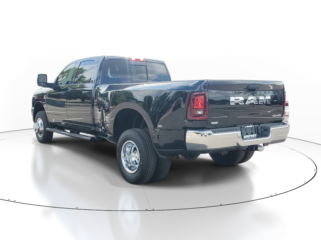 New 2026 Ram 3500 Tradesman Tradesman 4x4 Crew Cab 8 Box