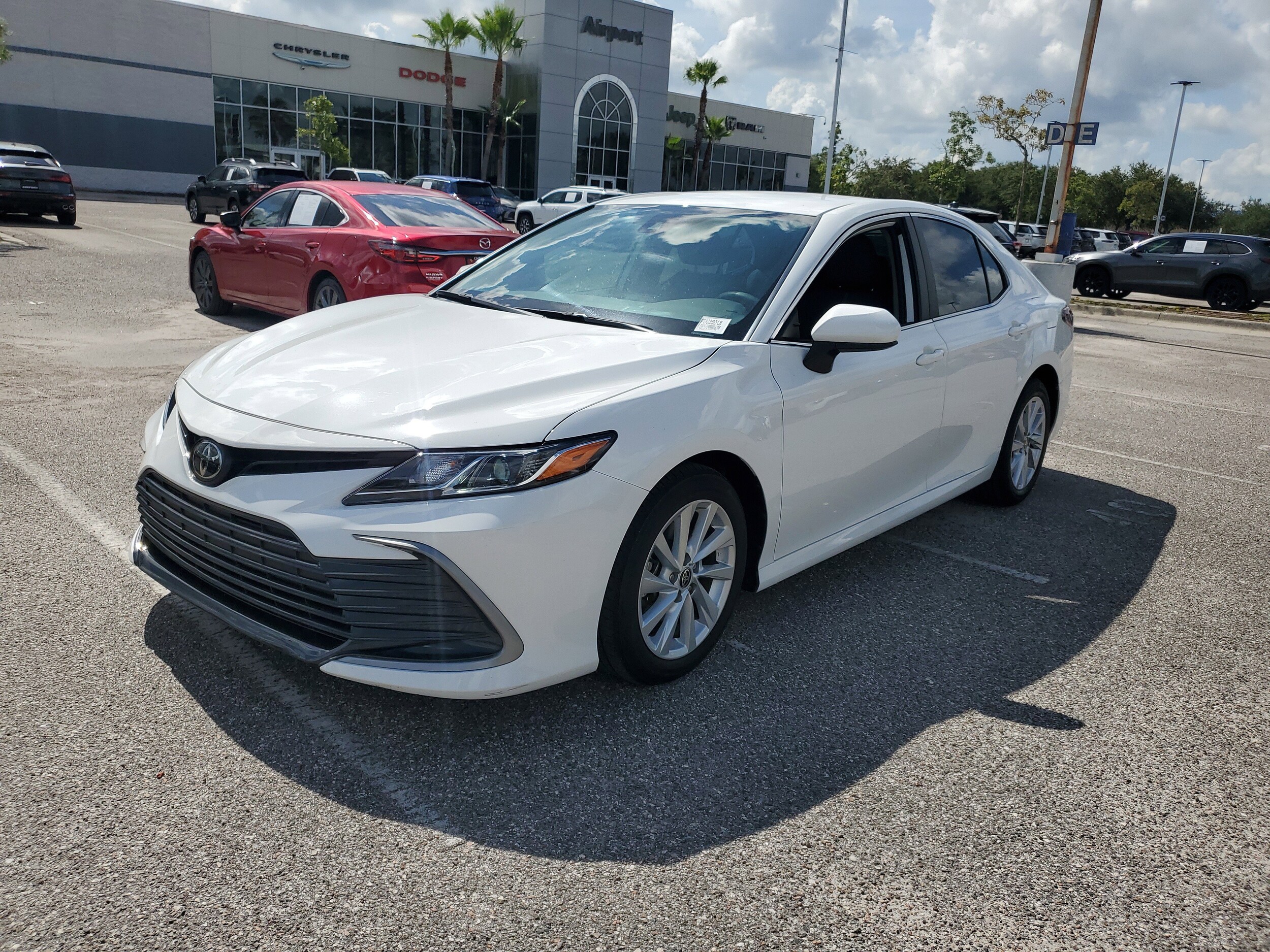 2023 Toyota Camry LE photo 2