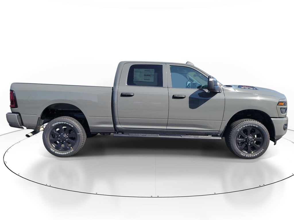 New 2026 Ram 2500 Black Express Black Express 4x4 Crew Cab 64 Box