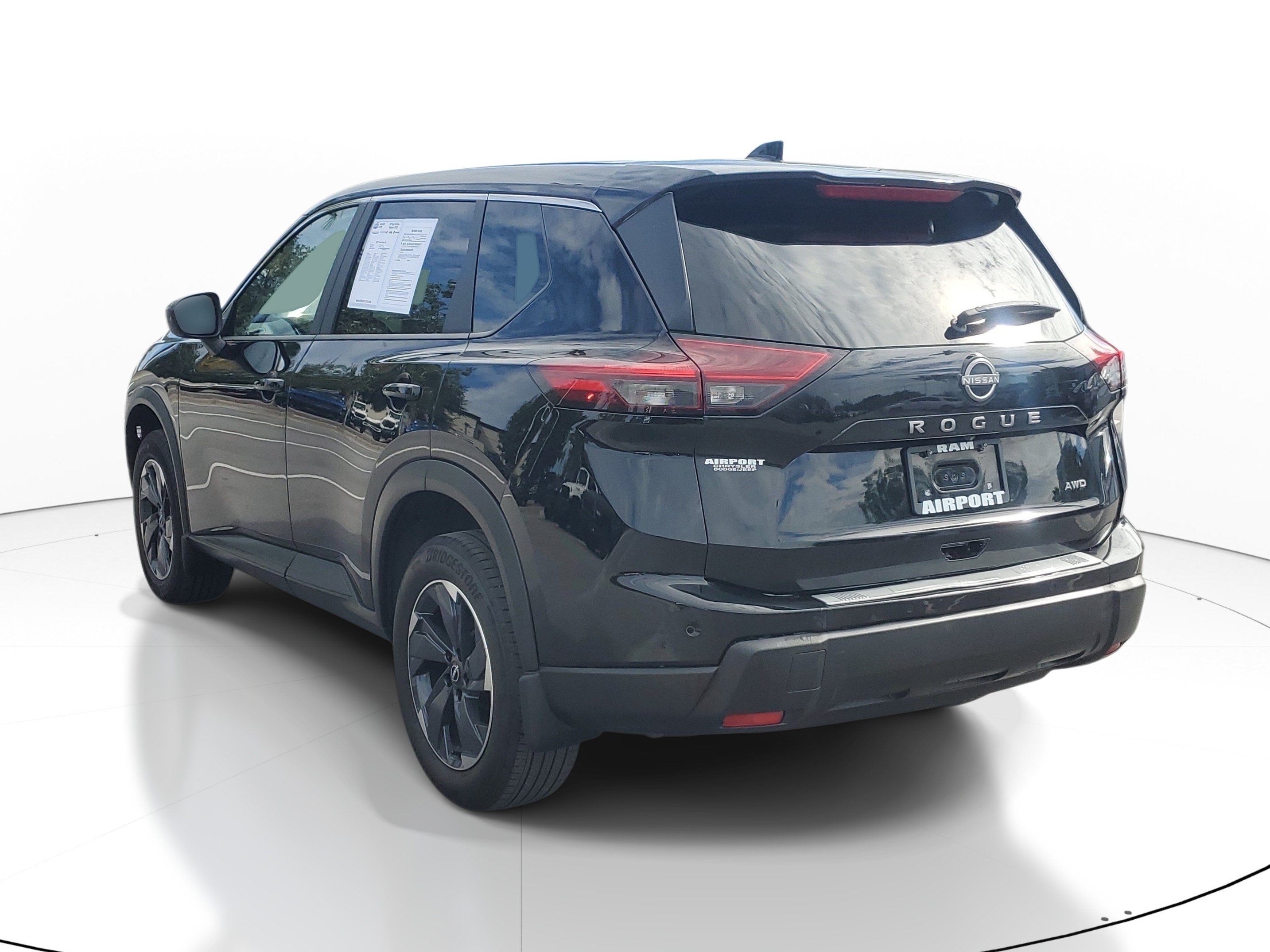 Used 2025 Nissan Rogue SV SUV