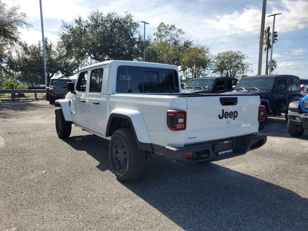 New 2026 Jeep Gladiator Sport S Sport S 4x4