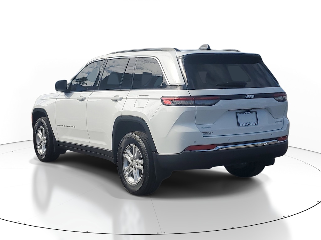 Used 2025 Jeep Grand Cherokee Laredo SUV