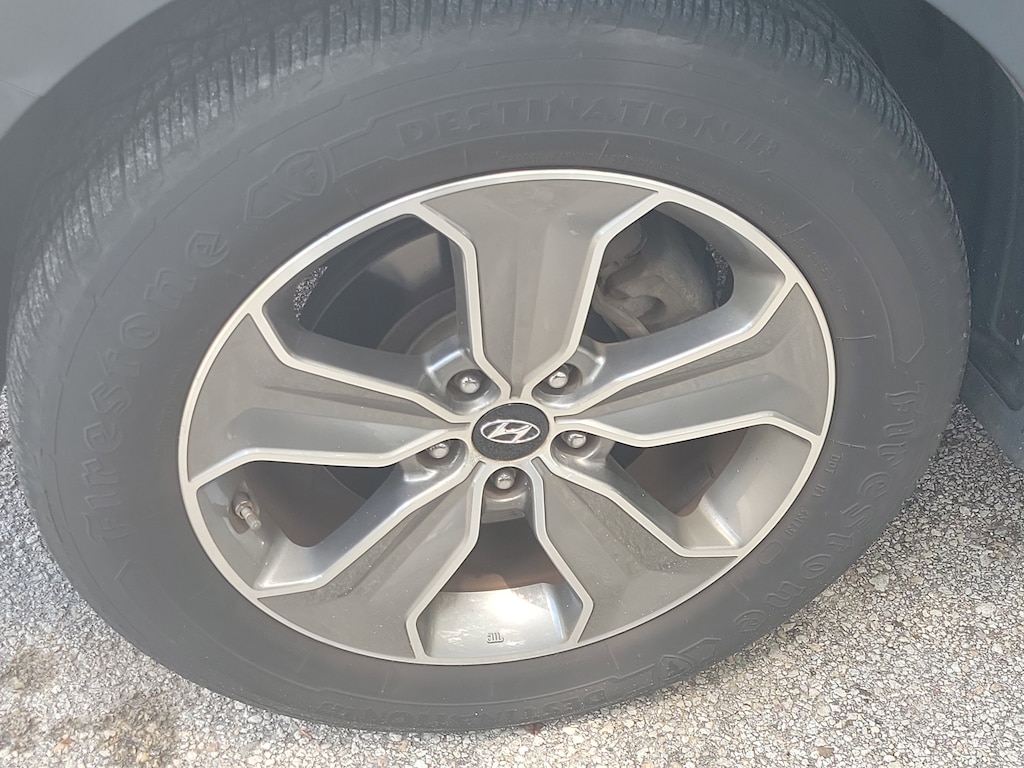 Used 2013 Hyundai Santa Fe GLS SUV