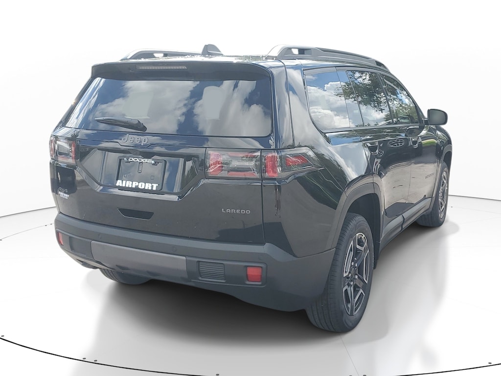 New 2026 Jeep Cherokee Laredo Laredo 4x4