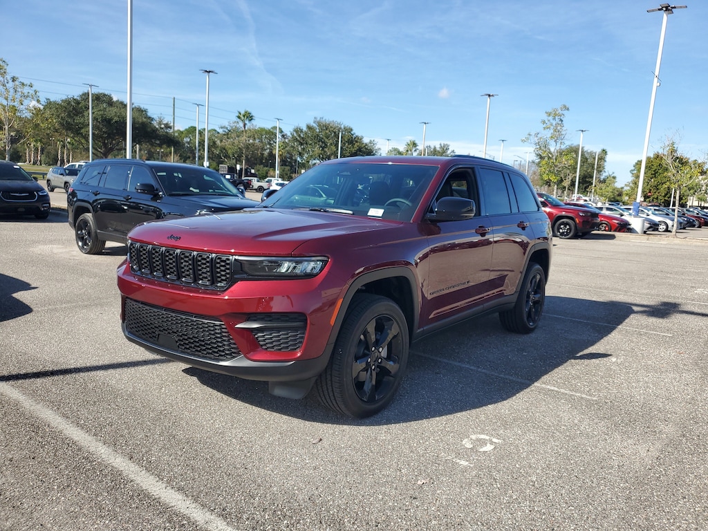 New 2025 Jeep Grand Cherokee Altitude X Altitude X 4x2