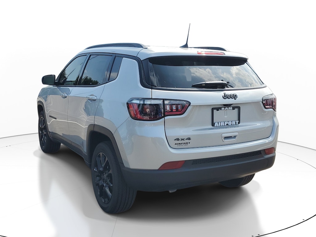 New 2026 Jeep Compass Latitude Altitude Latitude Altitude 4x4