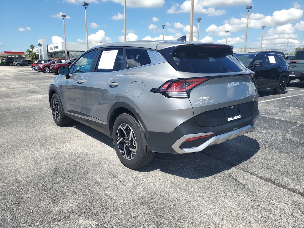 Used 2024 Kia Sportage LX SUV