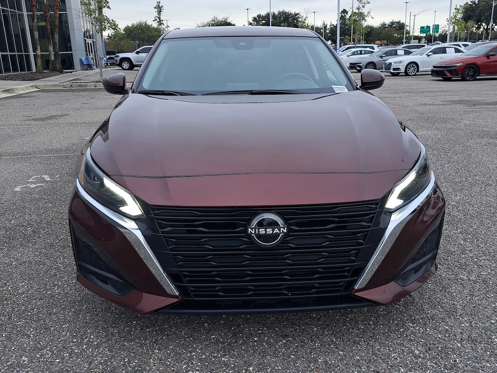 Used 2023 Nissan Altima 2.5 SV Sedan