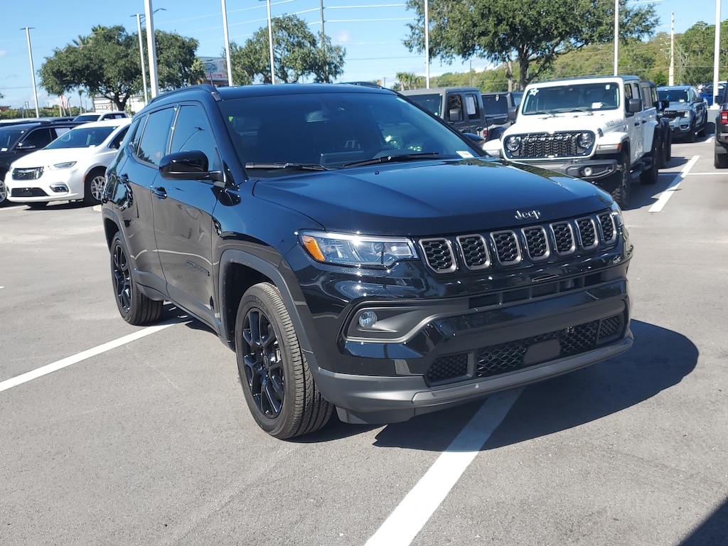 Used 2026 Jeep Compass Latitude SUV