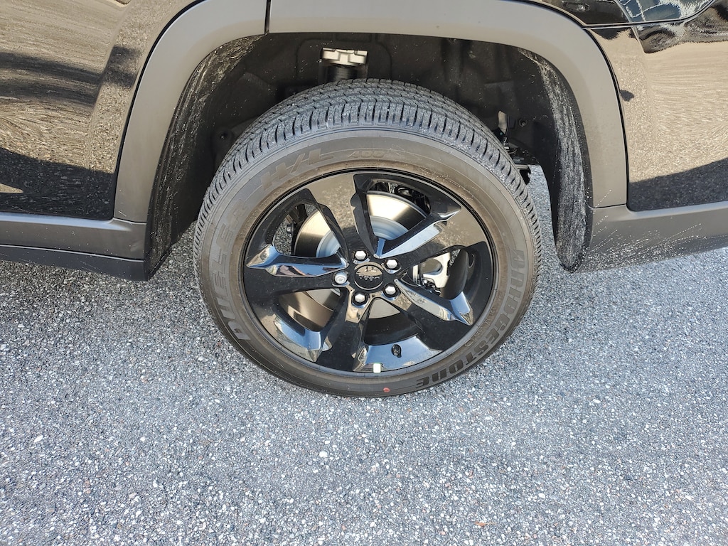 New 2025 Jeep Grand Cherokee L Altitude X Altitude X 4x2